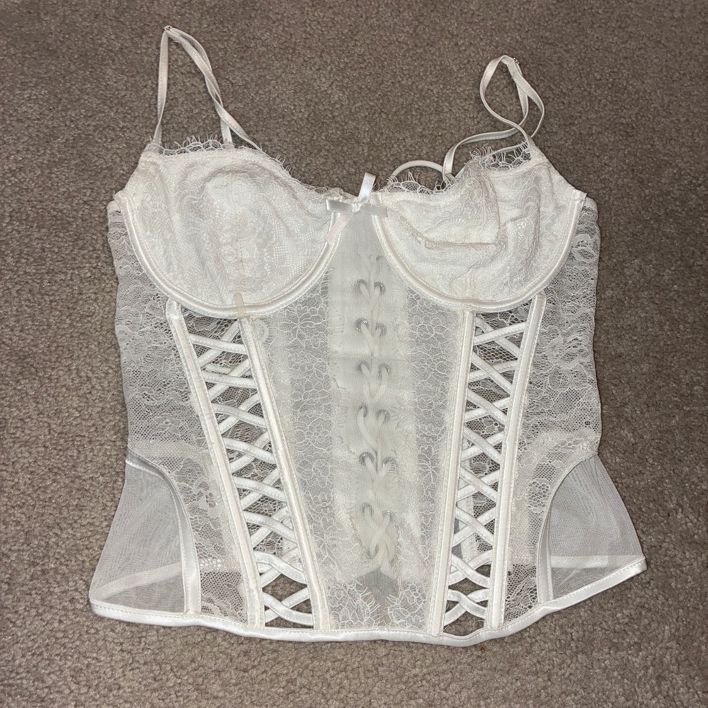 White Lace Corset Top Fits Womens Medium/Large
